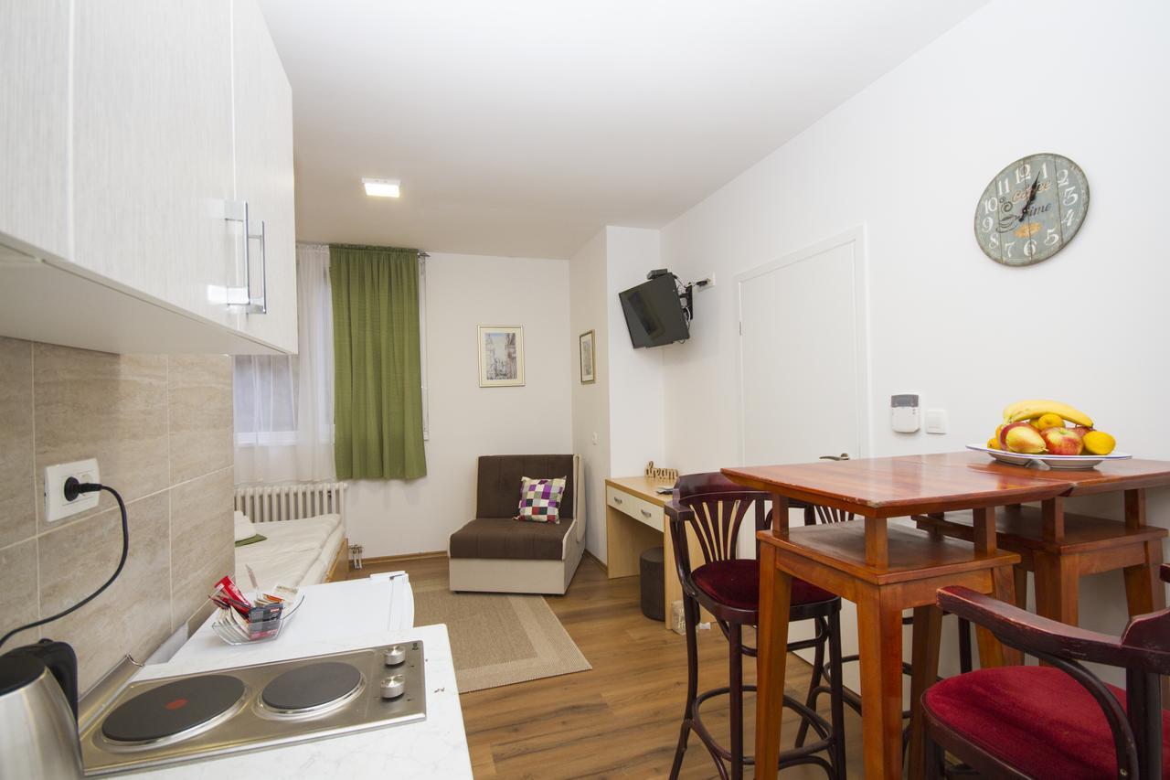 Sweet Dreams Studio Apartment サラエヴォ エクステリア 写真